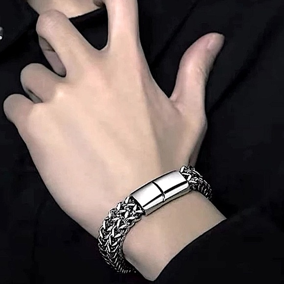 Stainless Steel Cuban Chain Magnetic Closure Hip Hop Bracelet - Picture 7 of 14